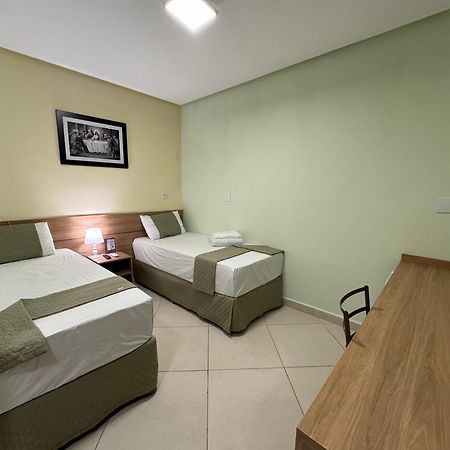 Domus Hotel Trindade Canaa Dos Carajas Buitenkant foto